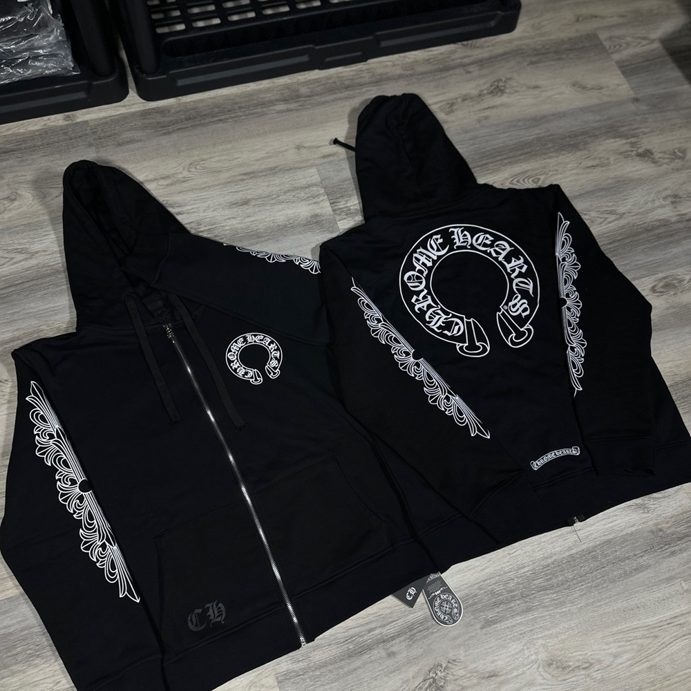 Chrome Hearts Black and White Men's Sweater